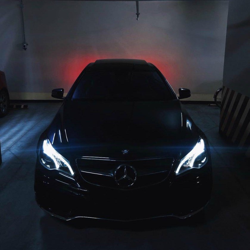 Мерседес е200 черный тонированный