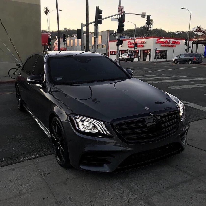 Мерседес 222 Брабус