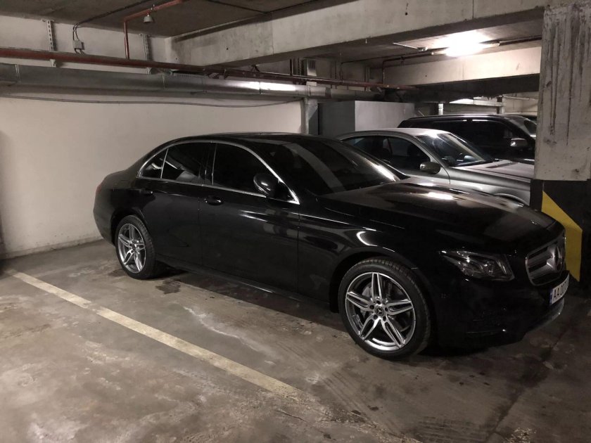 W213 черный тонированный