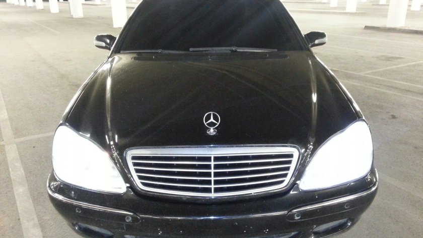 Мерседес s 220 чёрный