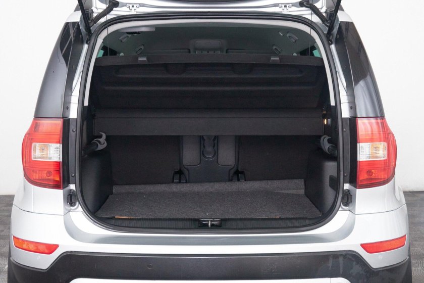 Škoda Roomster багажник