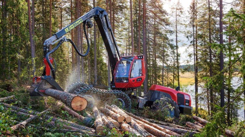 Харвестер Komatsu 951