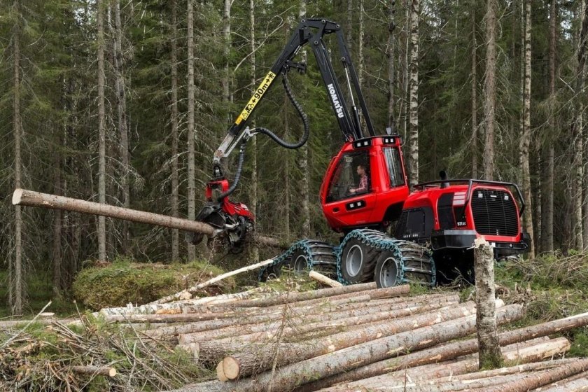 Харвестер Комацу 931