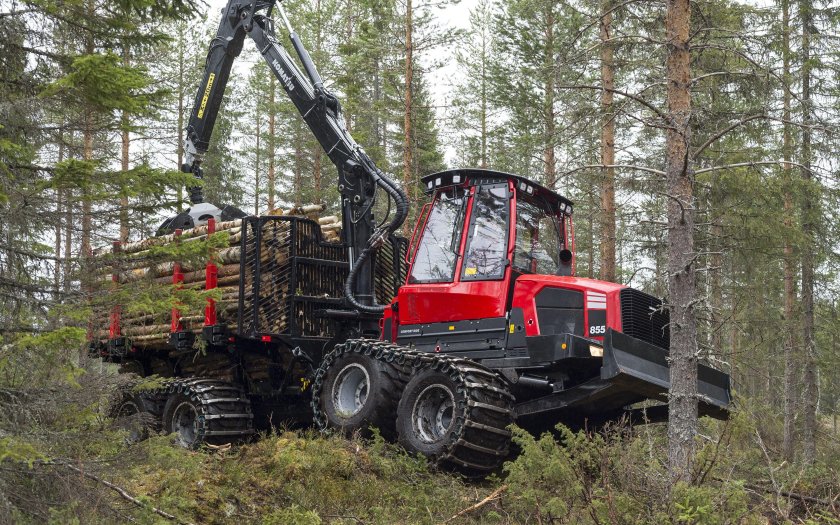 Форвардер Komatsu 855