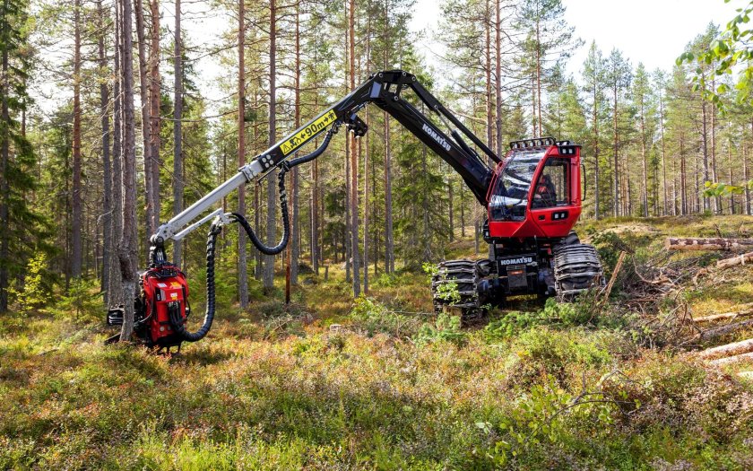 Харвестер Komatsu 911