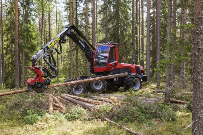 Харвестер Komatsu 931