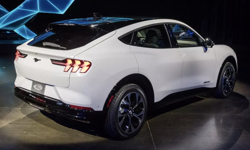 Форд Мустанг кроссовер