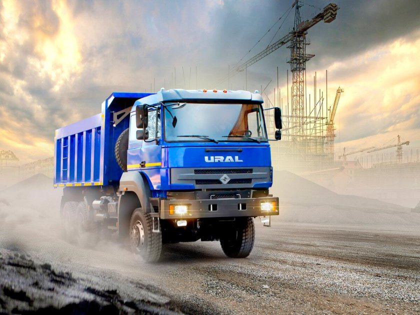 Самосвал урал 6370-0121
