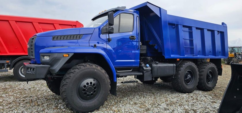 Урал 55571 самосвал