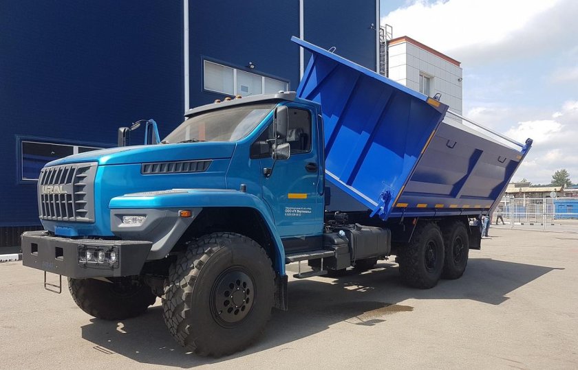 Урал next 6х6 самосвал