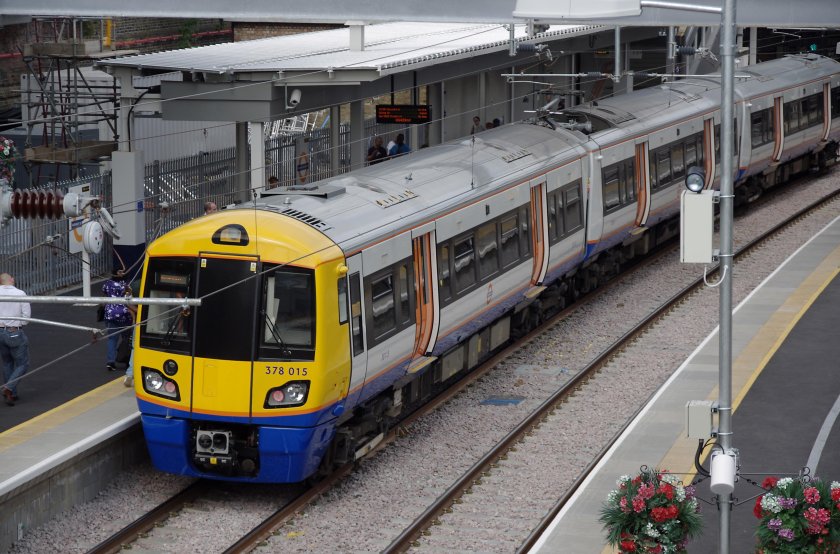 Вагоны серии British Rail class 378 лондонское метро