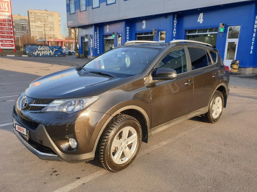 Тойота рав 4 2013