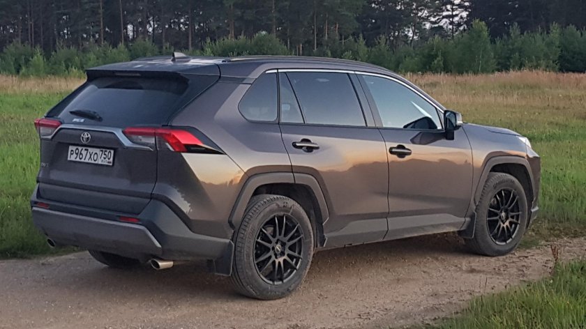 Тойота рав 4 коричневый