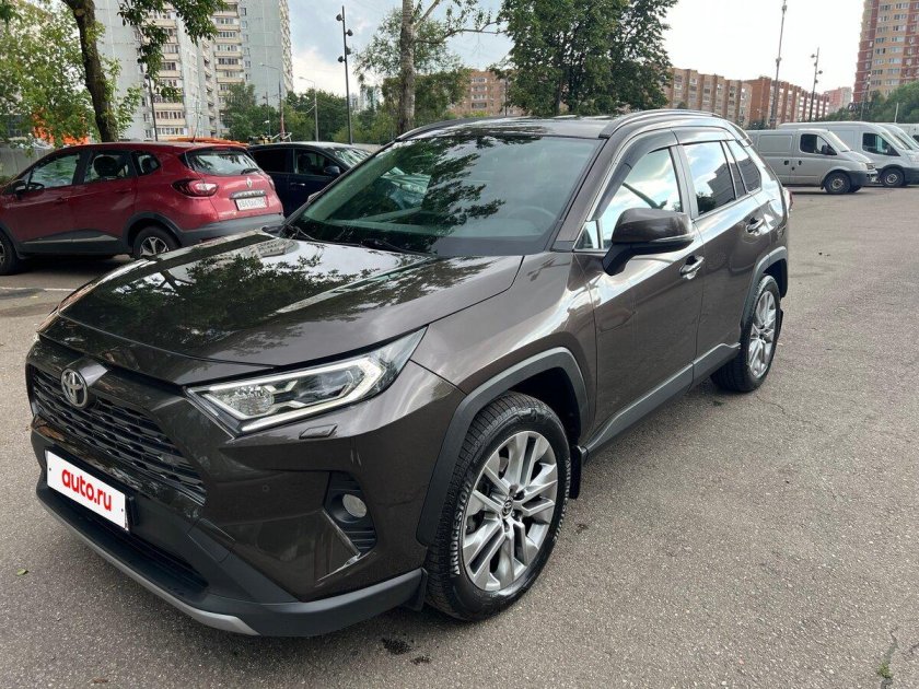 Тойота рав 4 2022