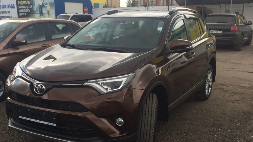 Тойота рав 4 коричневый