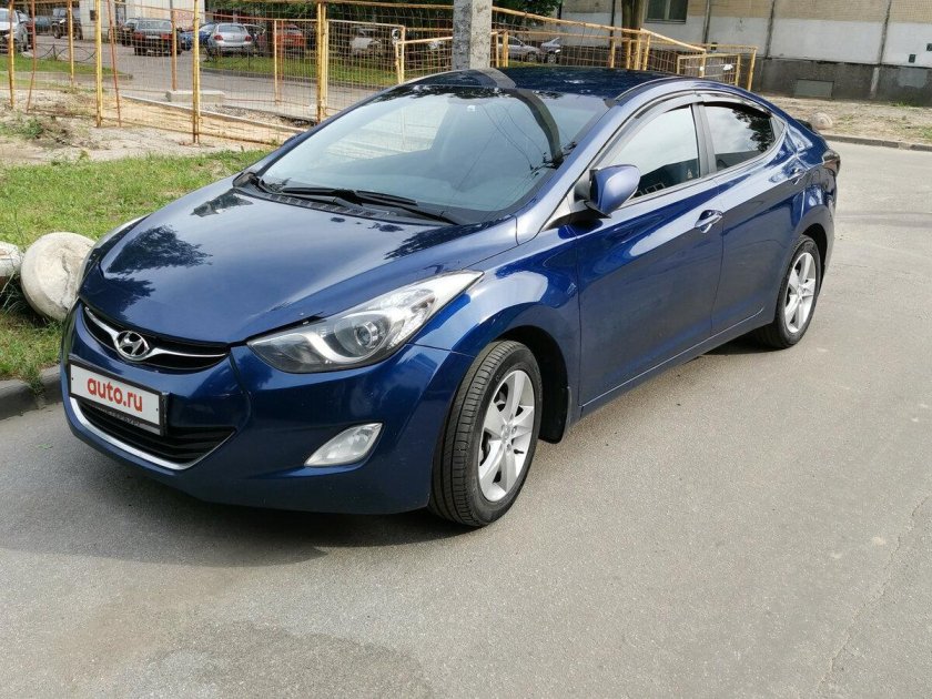 Hyundai Elantra 2013