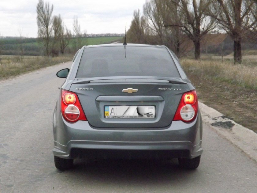 Шевроле Авео т300 сзади