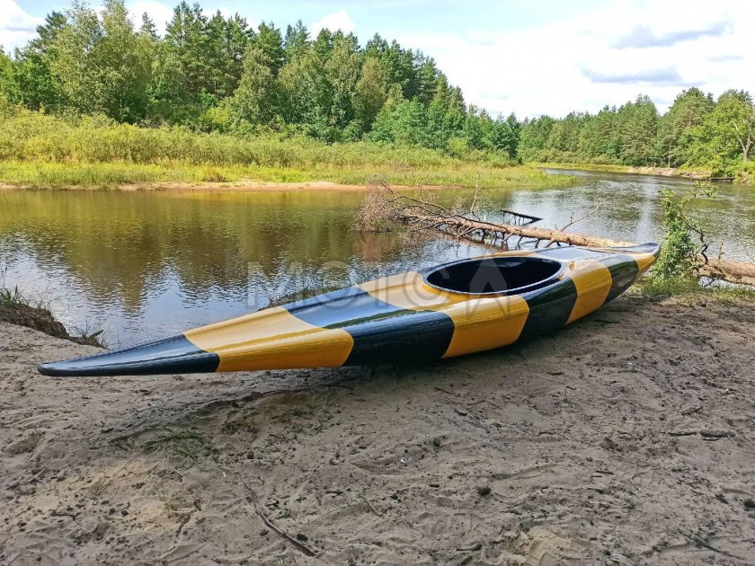 Каяк одноместный