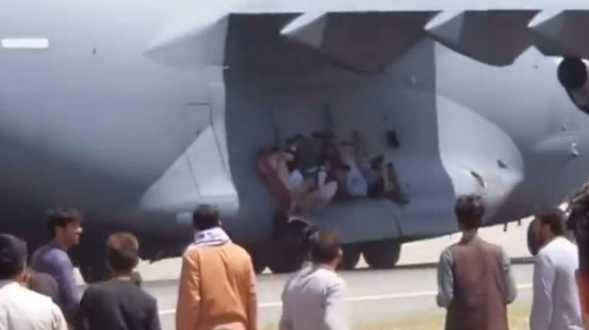 Кабул Афганистан самолет шасси