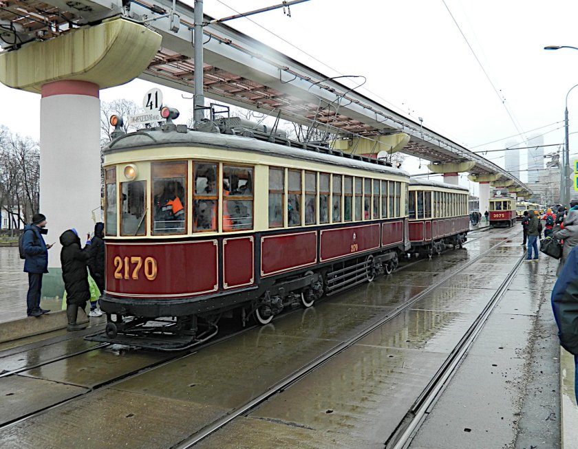 Первый трамвай в москве