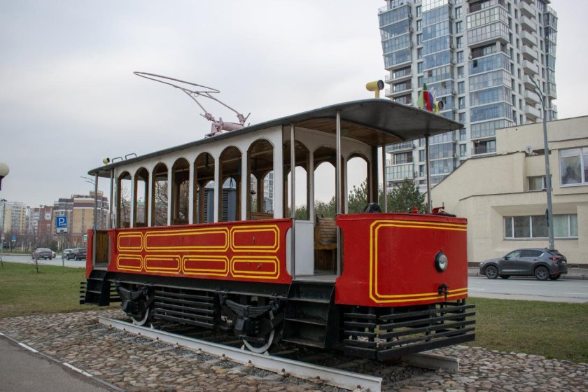 Городской электрический транспорт