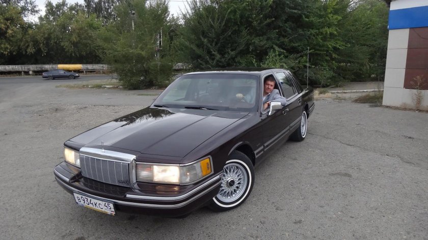 Lincoln Town car 1992