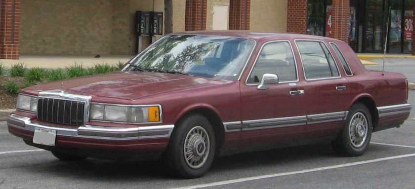 Lincoln Town car 1990