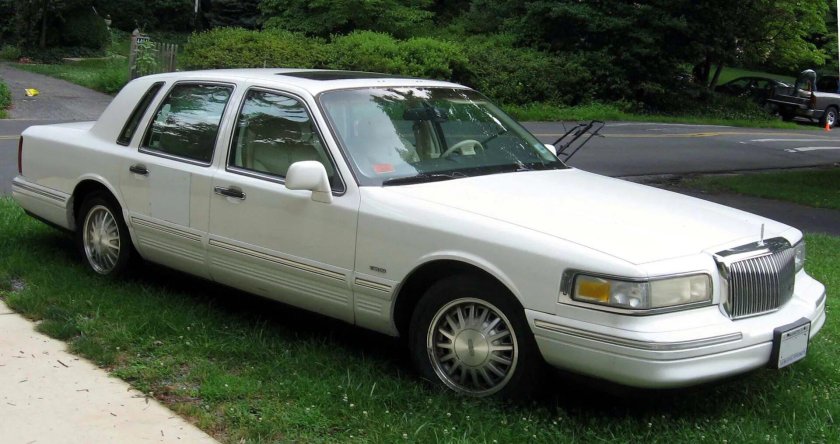 Lincoln Town car 1990