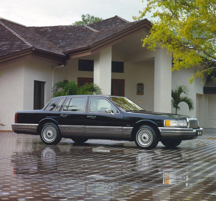 Lincoln Town car 1990