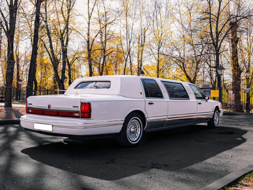 Lincoln town car 1995 лимузин