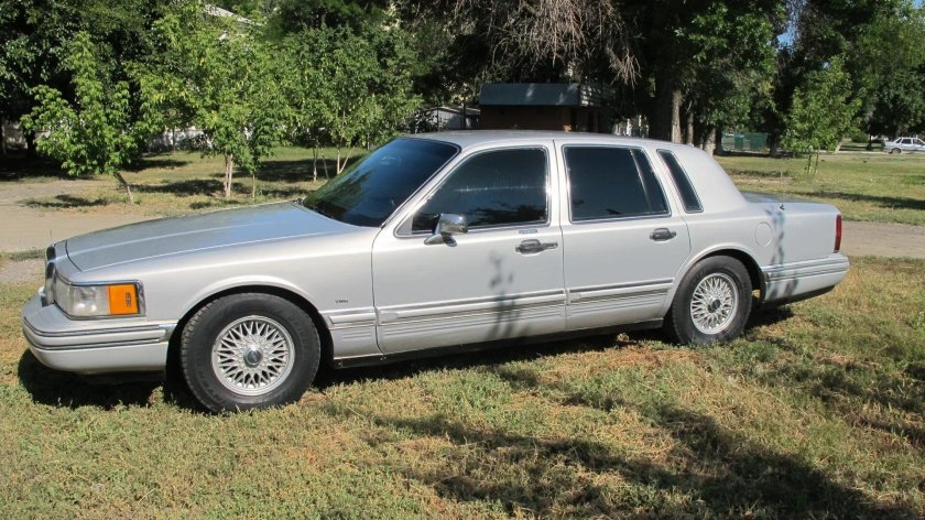 Линкольн Таун кар 1992