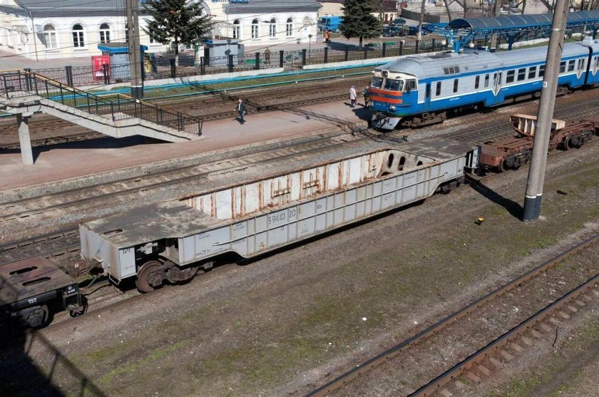 Вагон Транспортер колодцевого типа