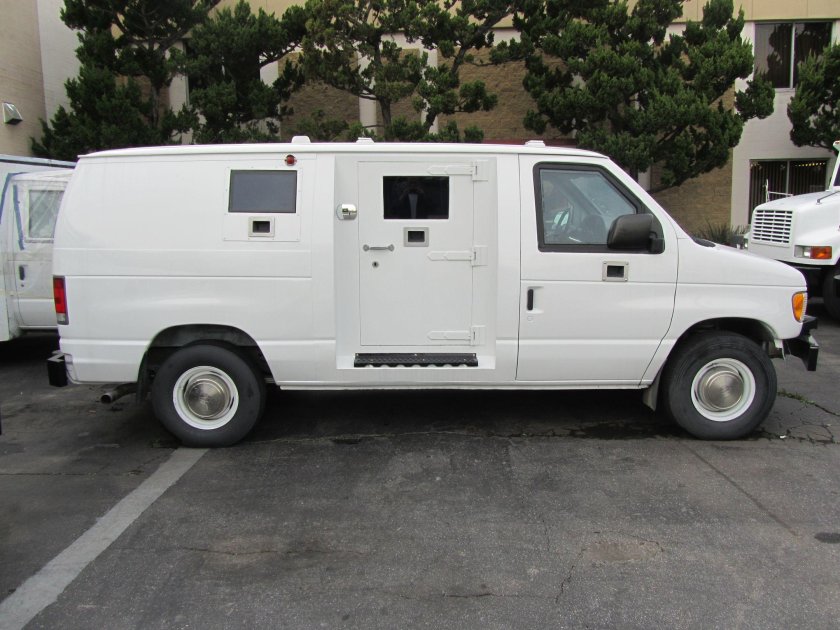 Форд ф 600 инкассаторский броневик