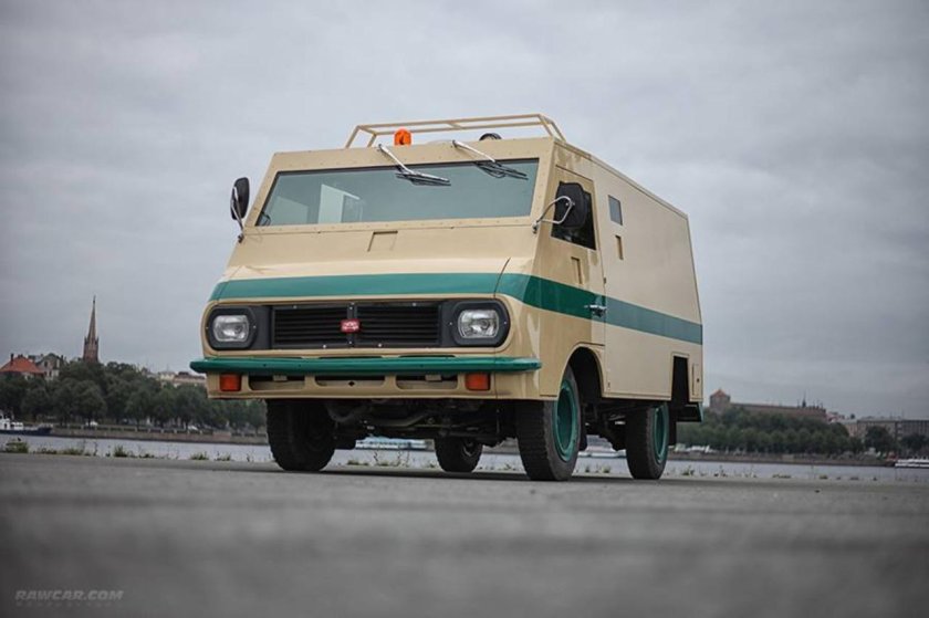 РАФ-2203 микроавтобус