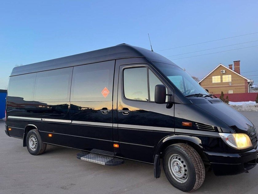 Ритуальный микроавтобус