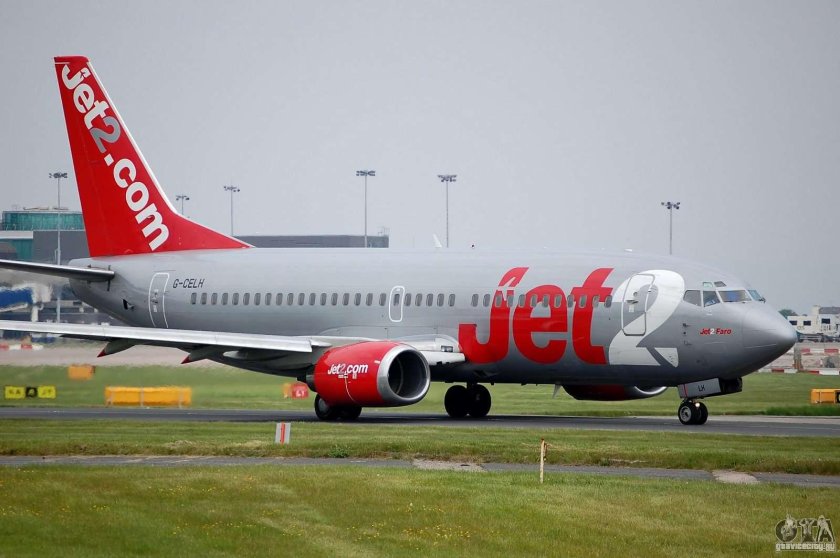 737 Jet2