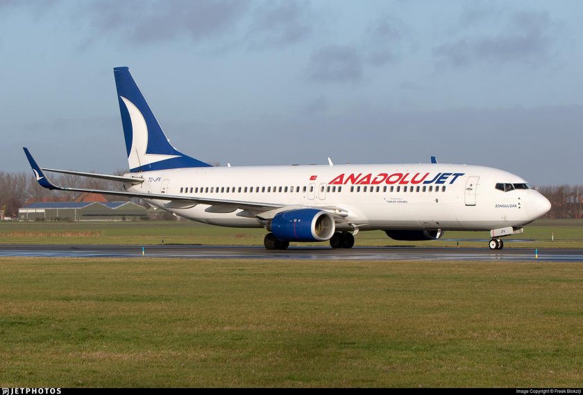 Боинг 737-800 Anadolujet