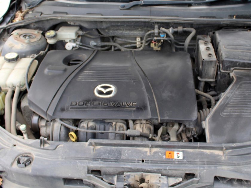Мазда 3 BK 2.0 двигатель