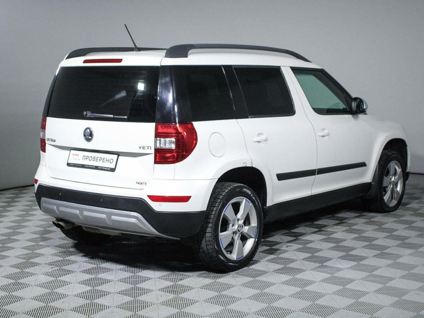 Шкода йети белая