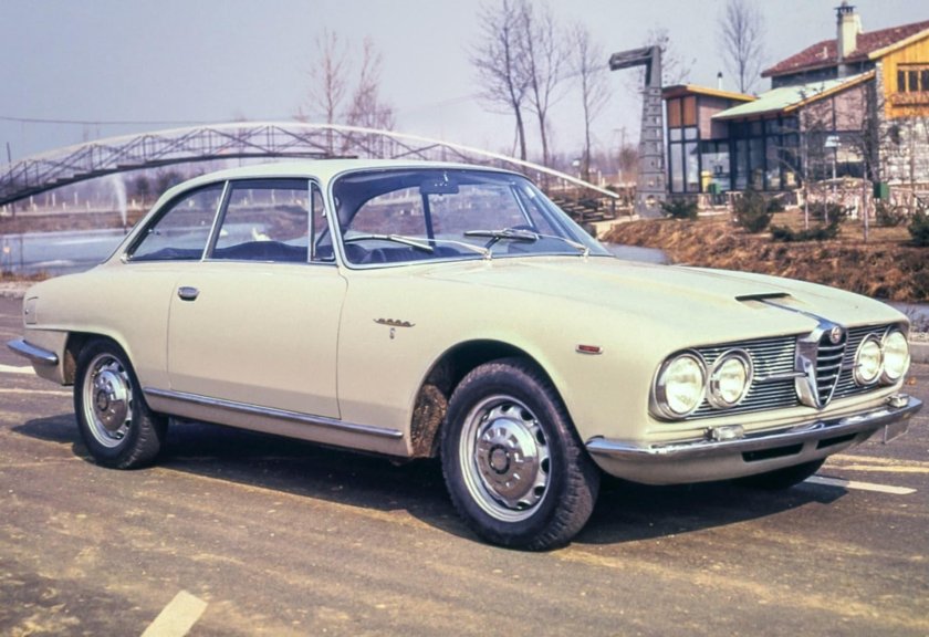 Альфа Ромео 2600 1962