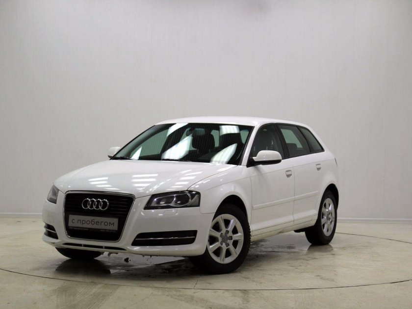 Ауди 3 хэтчбек 2012г