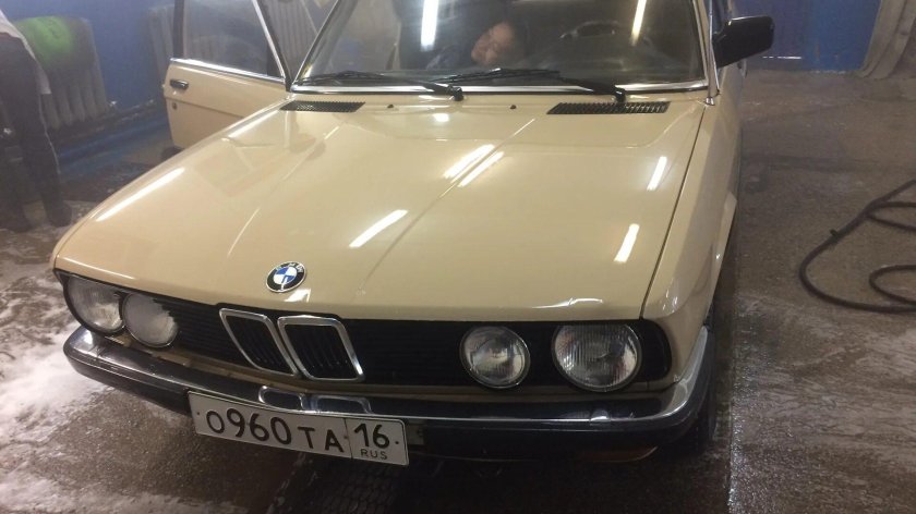 BMW 520 1983