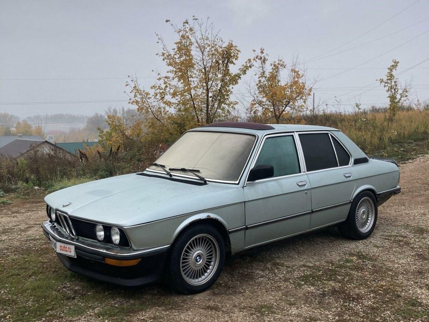 Бмв 520 i е28