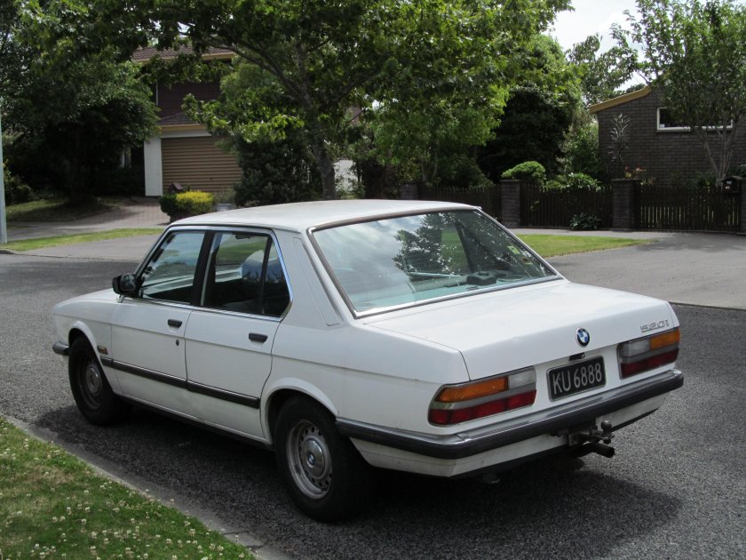 БМВ 520 1982