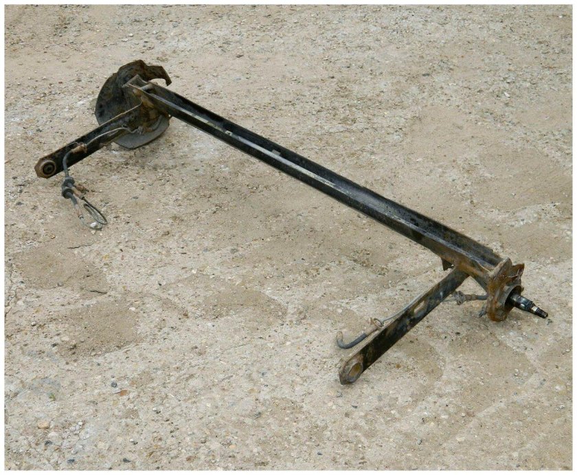 Задняя балка Ауди 80