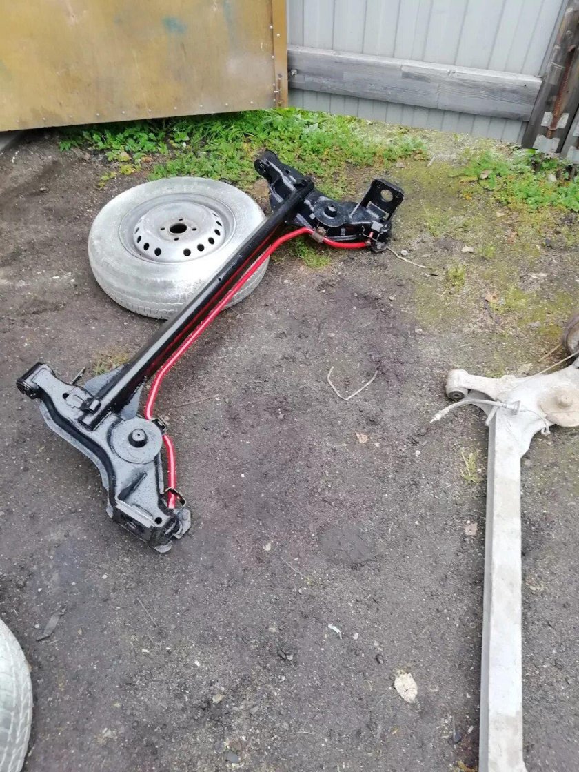 Задняя балка ВАЗ Приора