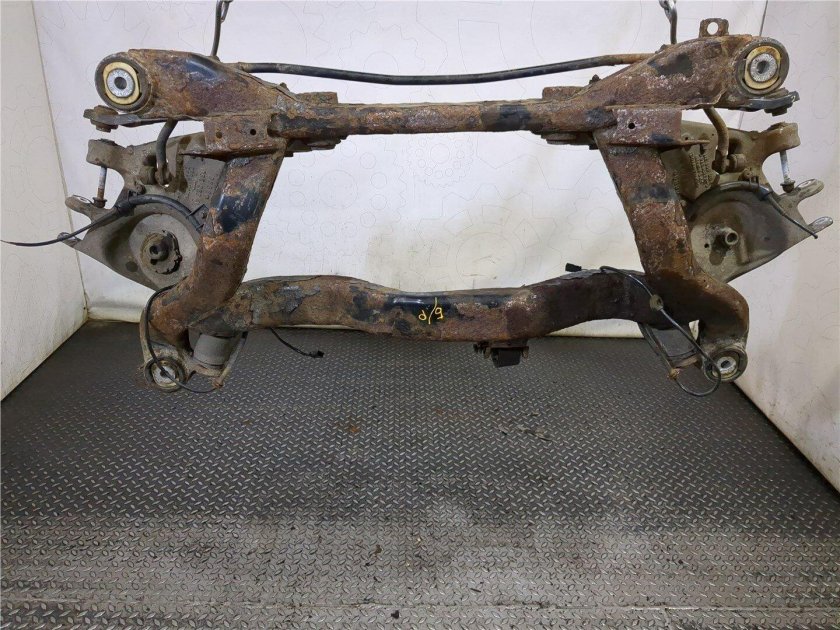 Крайслер 300с задние рычаги