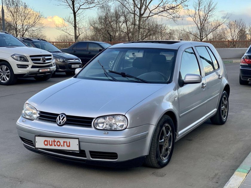 Volkswagen golf 4 серый