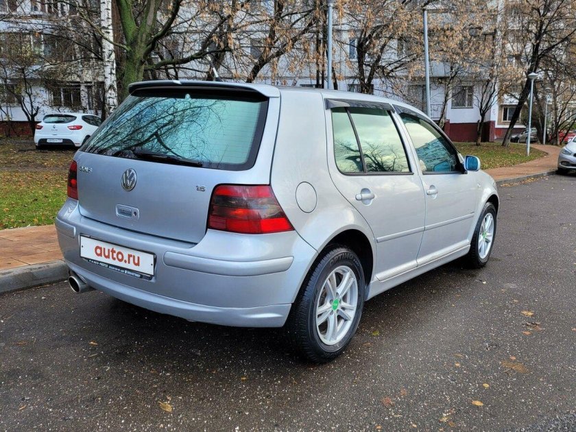 Volkswagen golf 2003