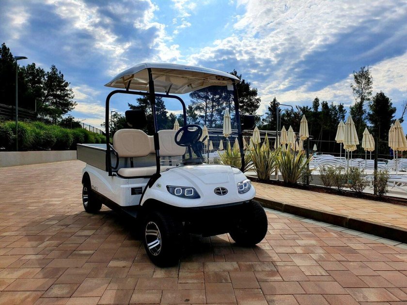 Attiva гольф кар